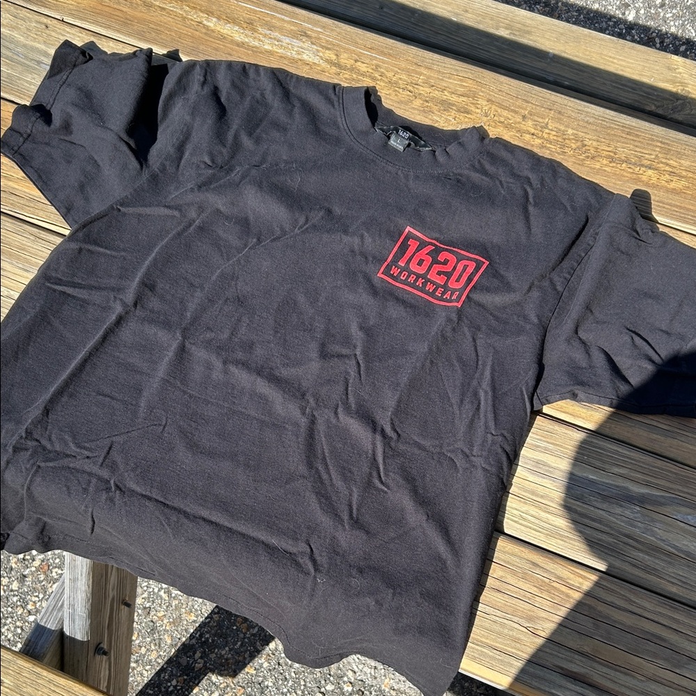 1620 black tshirt